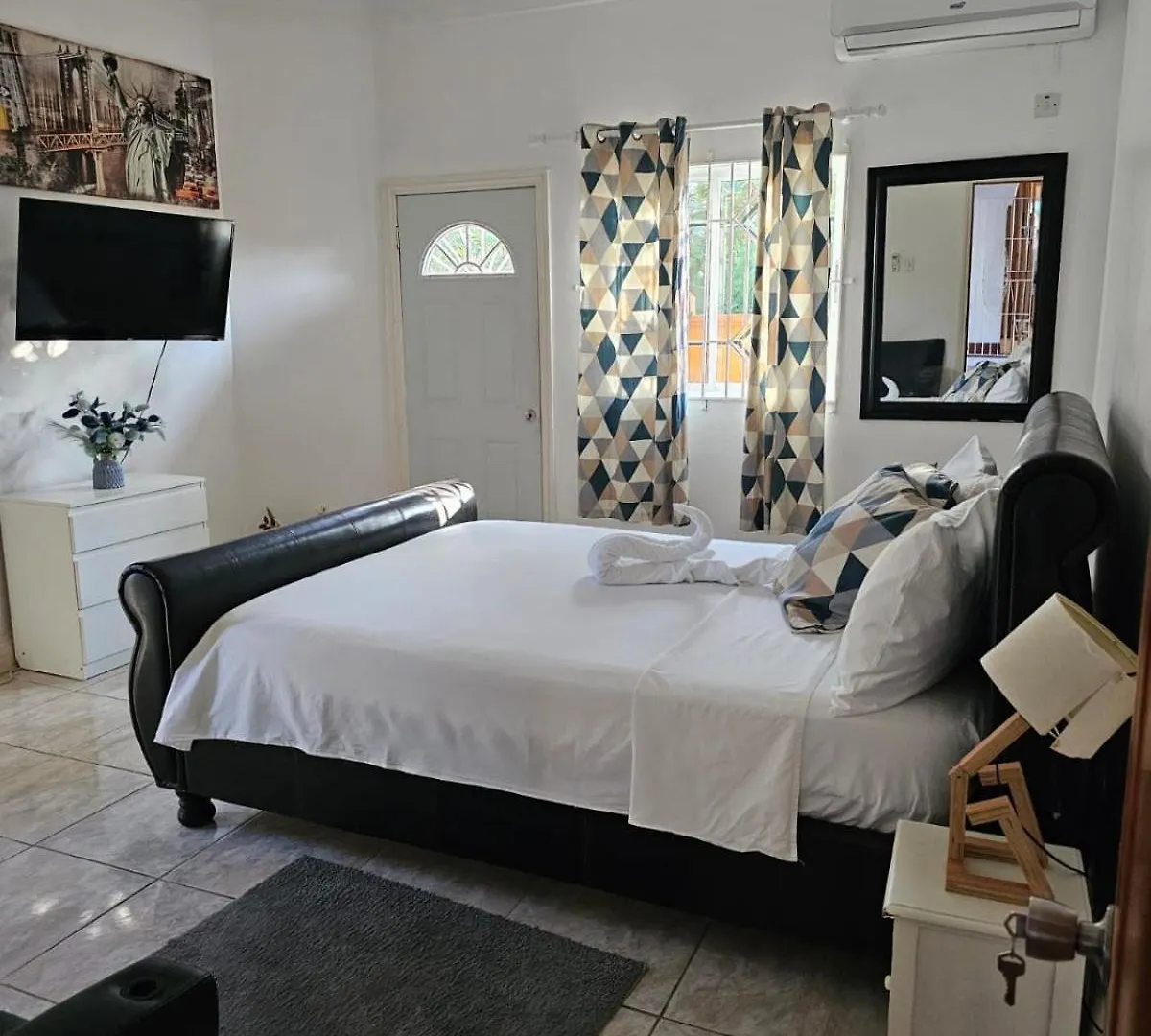 Reggae Villa Ocho Rios Bed & Breakfast