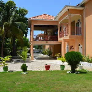 3* Hotel Casa De Shalom