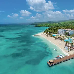 5* Hotel Sandals Dunns River Couples Only